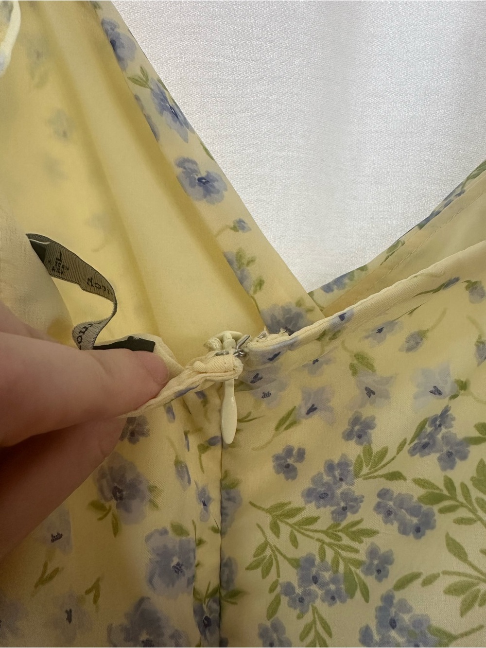Abercrombie & Fitch Garden Party Yellow Floral Ruffle High-Low Dress Size L - Picture 7 of 11
